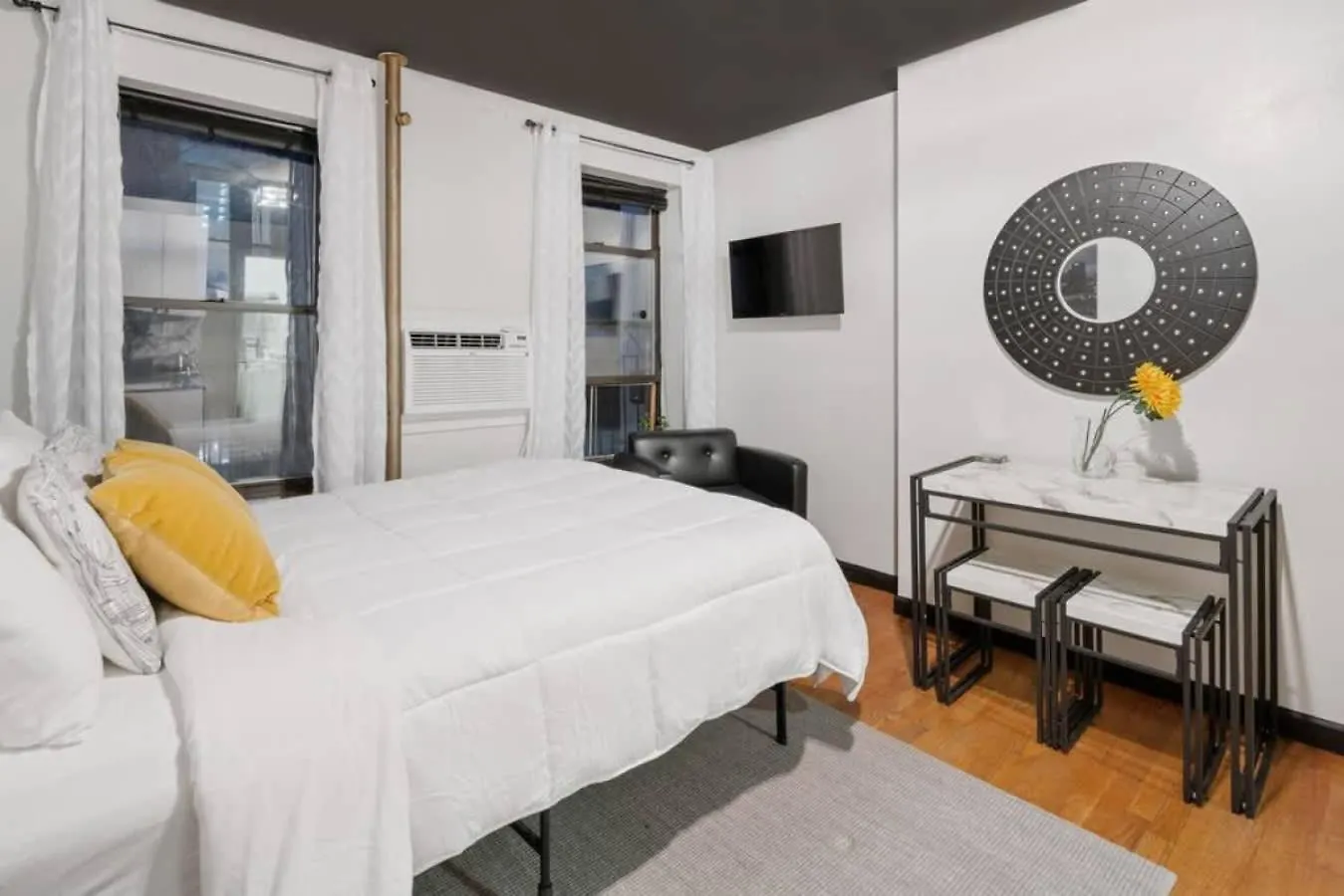 Midtown Studio - Walking Distance To Times Square New York